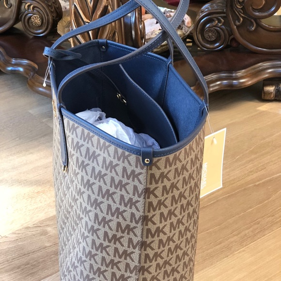 Michael Kors large candy reversible tote signature - Picture 5 of 8